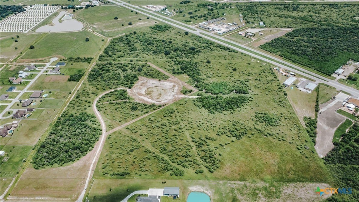 42.07 acres in Victoria County - photo 6