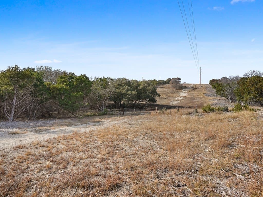 6.08 acres in Kerr County - photo 2