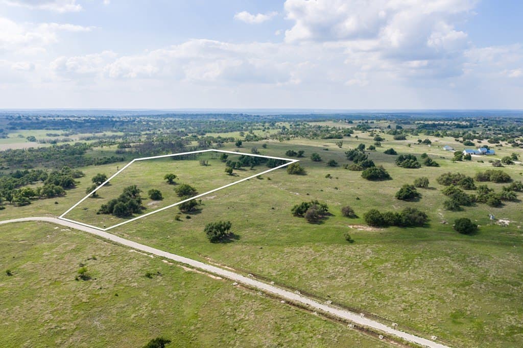 10.05 acres in Gillespie County gallery image 3