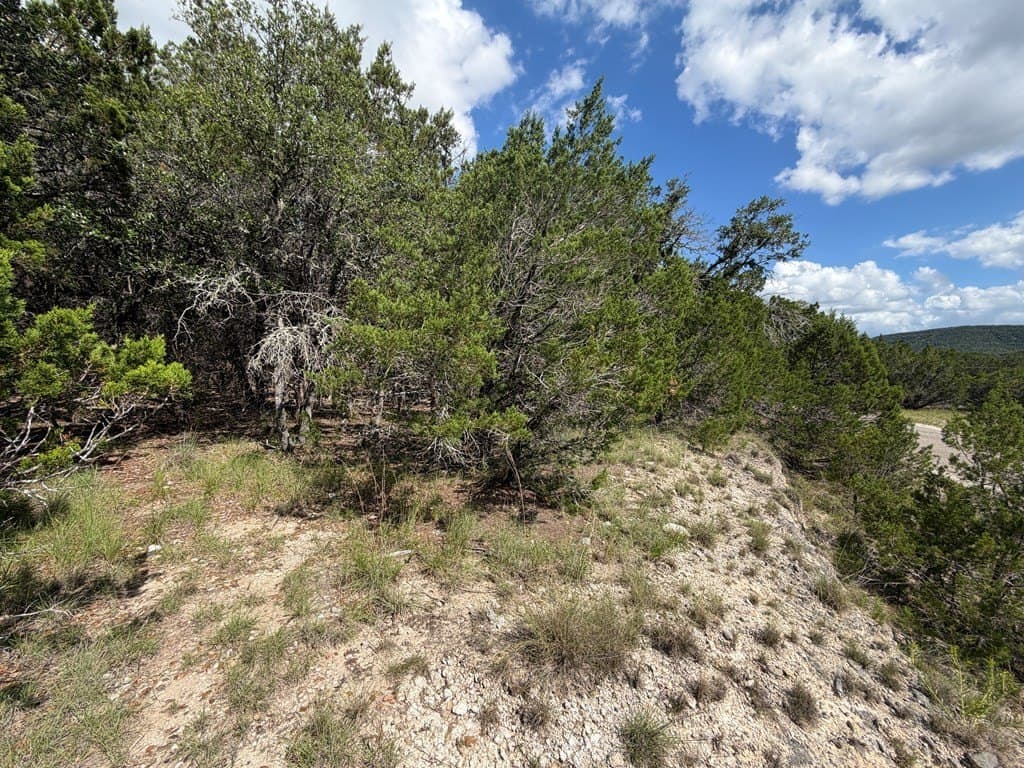 3.42 acres in Bandera County - photo 6