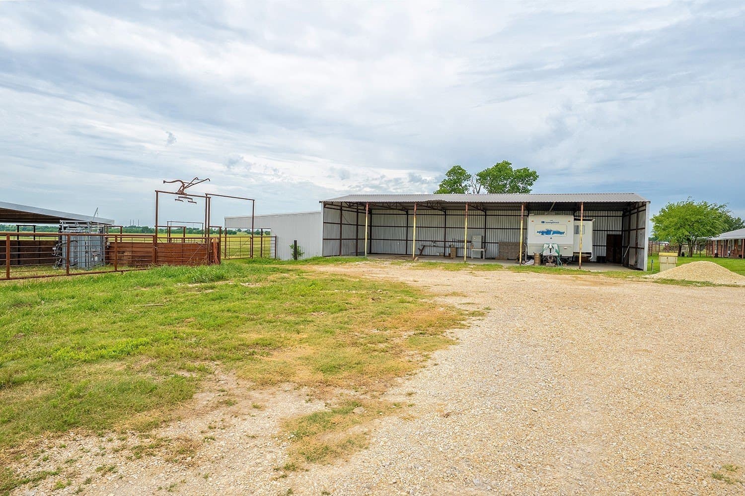 127.42 acres in Cooke County - photo 22