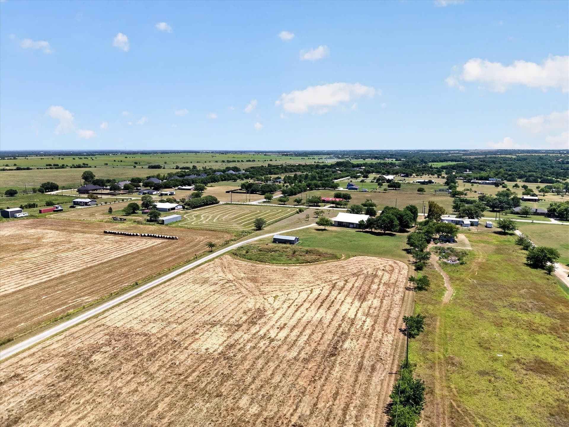 1 acres in Ellis County gallery image 4