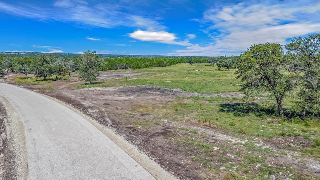 11.4 acres in Gillespie County gallery image 4