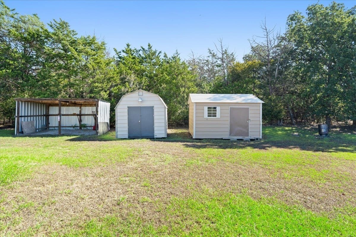 7.33 acres in Navarro County - photo 29