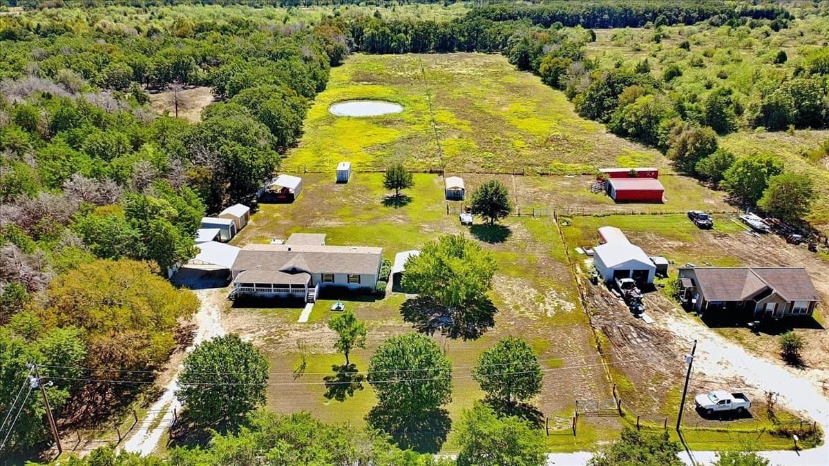 7.33 acres in Navarro County - photo 37