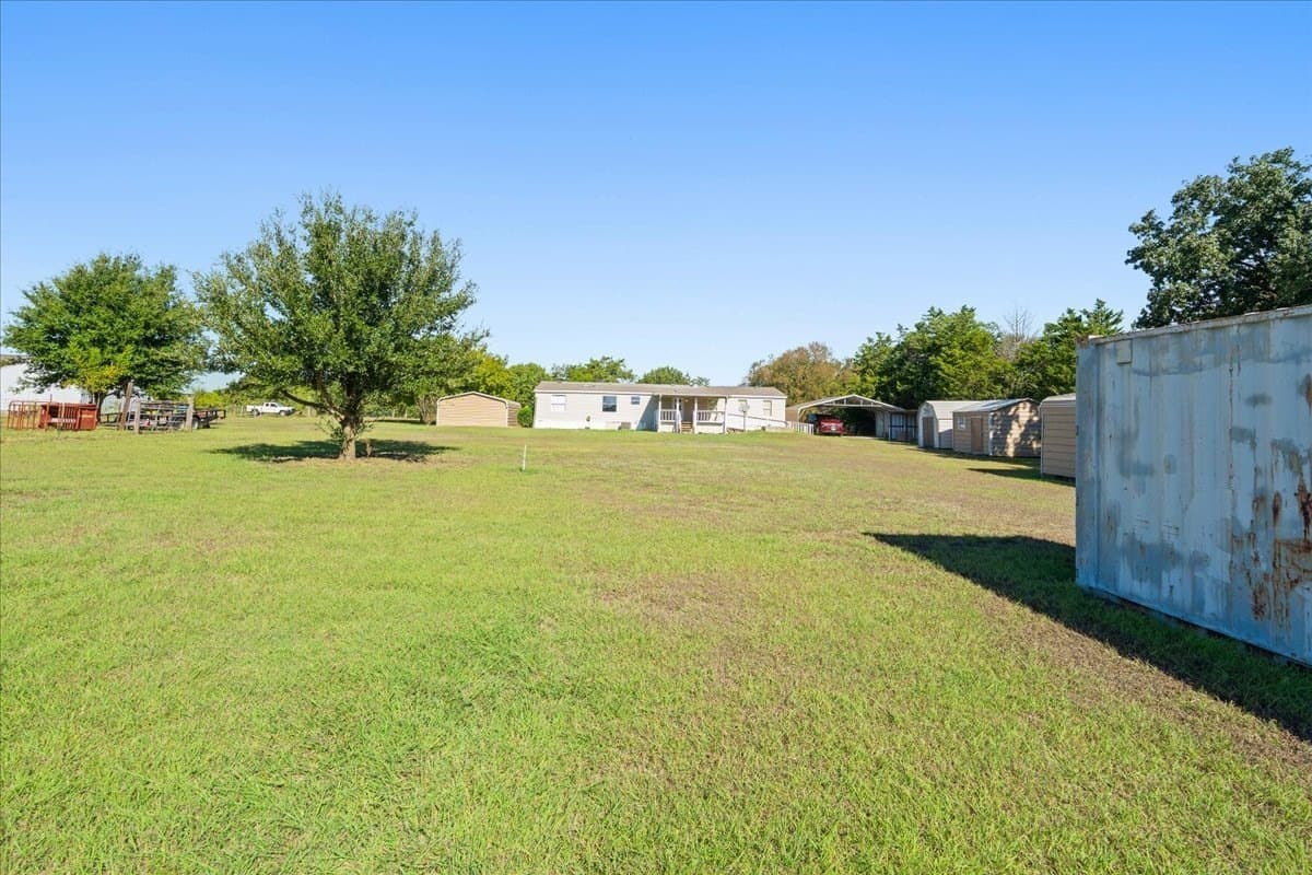 7.33 acres in Navarro County - photo 27