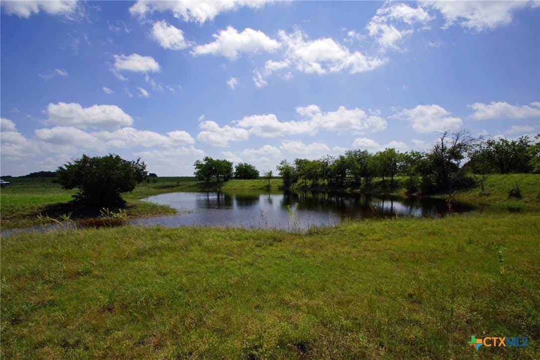 200 acres in Burnet County