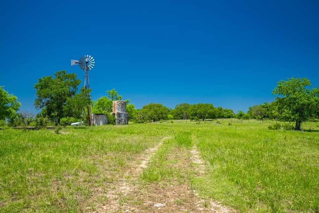 740 acres in Lampasas County - photo 23