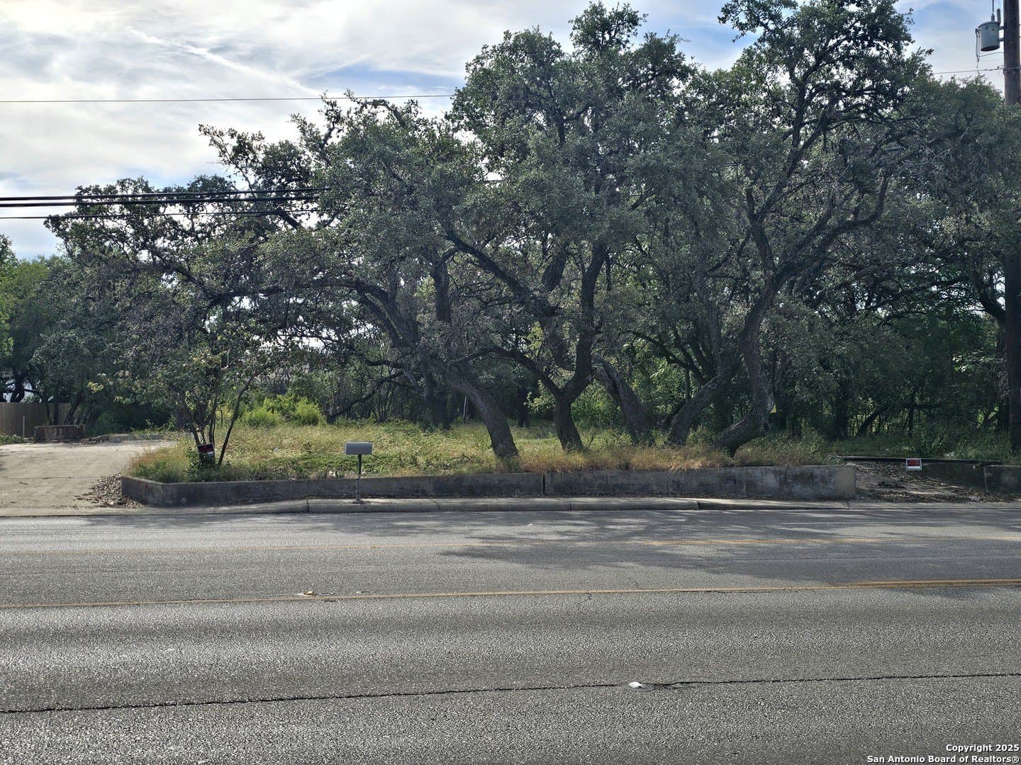0.73 acres in Bexar County gallery image 3
