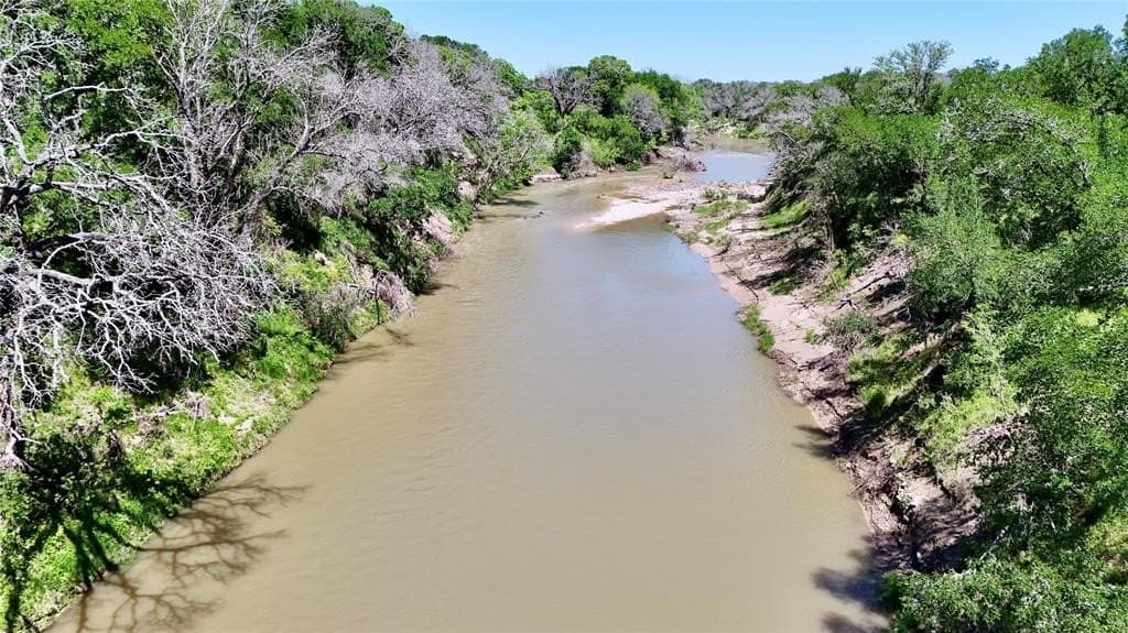 20 acres in Bosque County