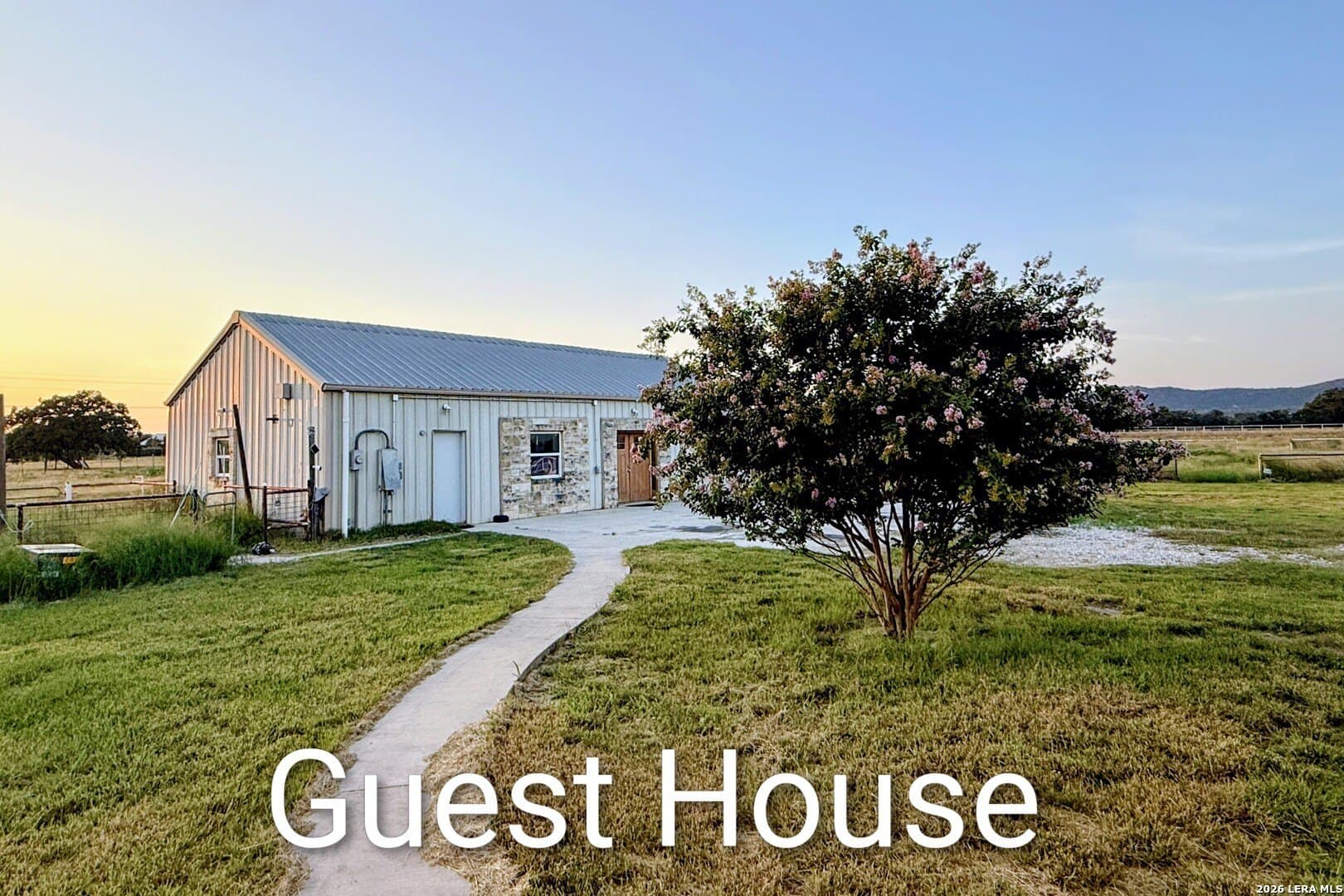 25.28 acres in Bandera County - photo 14