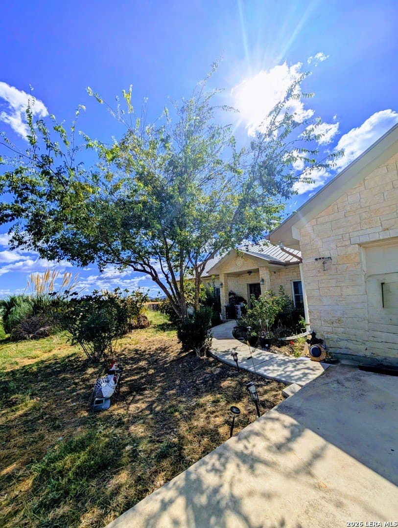 25.28 acres in Bandera County gallery image 2