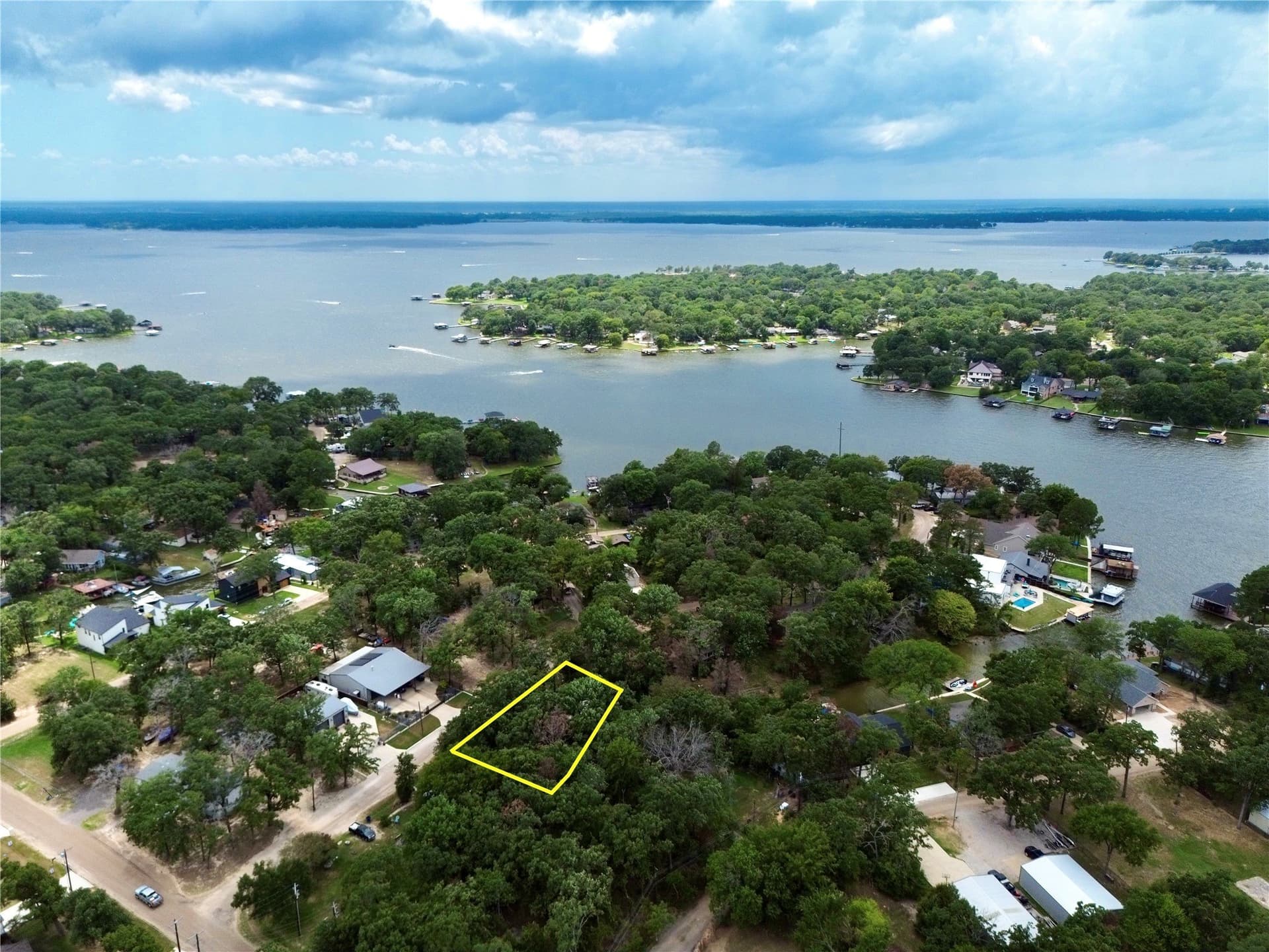 0.26 acres in Henderson County gallery image 3