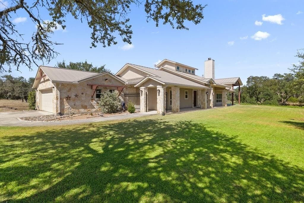 16 acres in Blanco County - photo 5