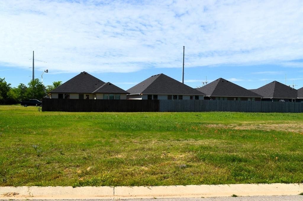 0.1 acres in Kaufman County