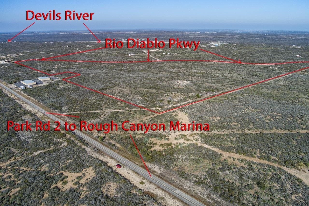 98.97 acres in Val Verde County