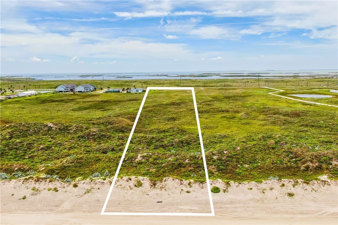 12.52 acres in Nueces County - photo 7