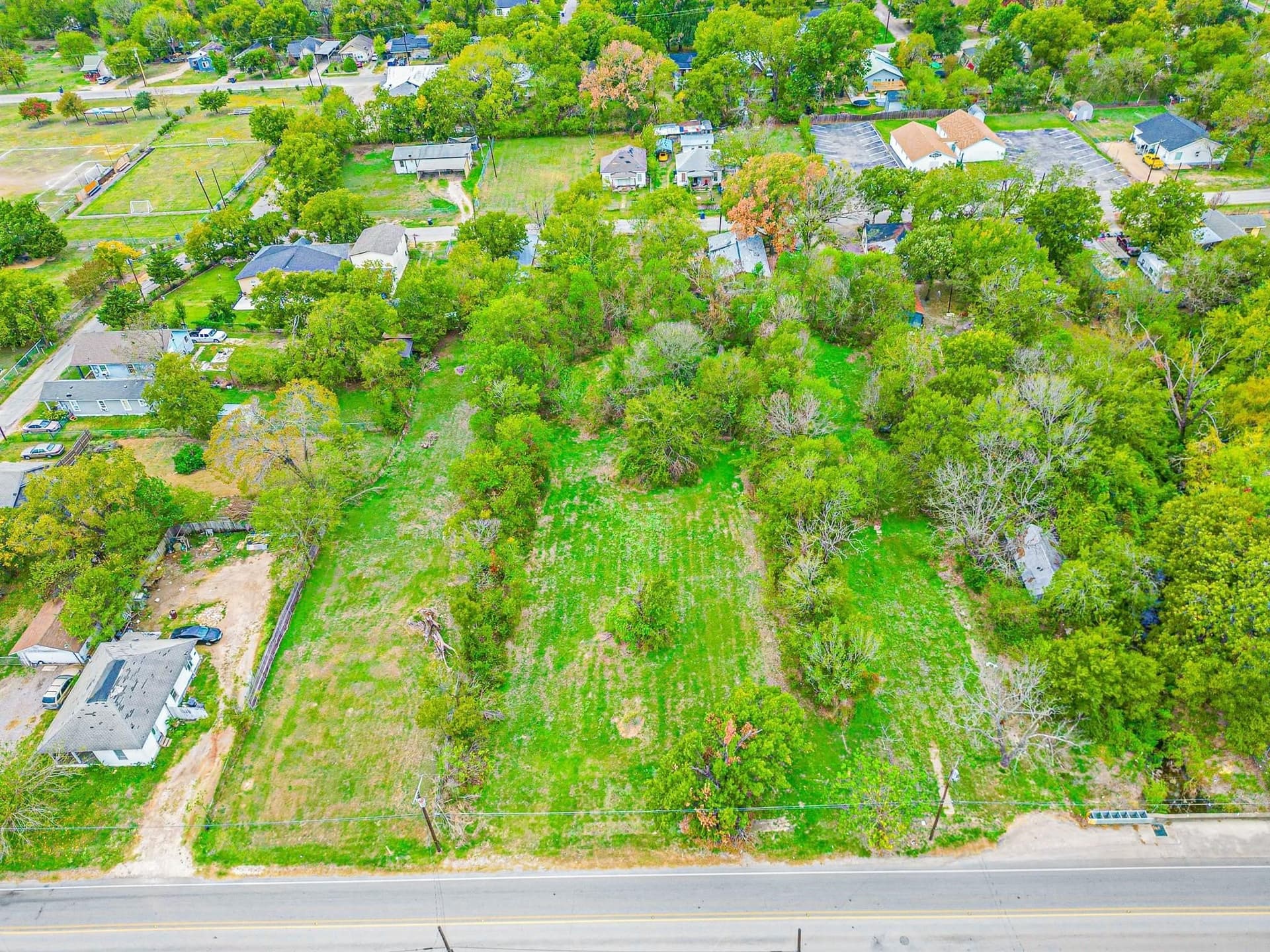 1.09 acres in Navarro County - photo 31