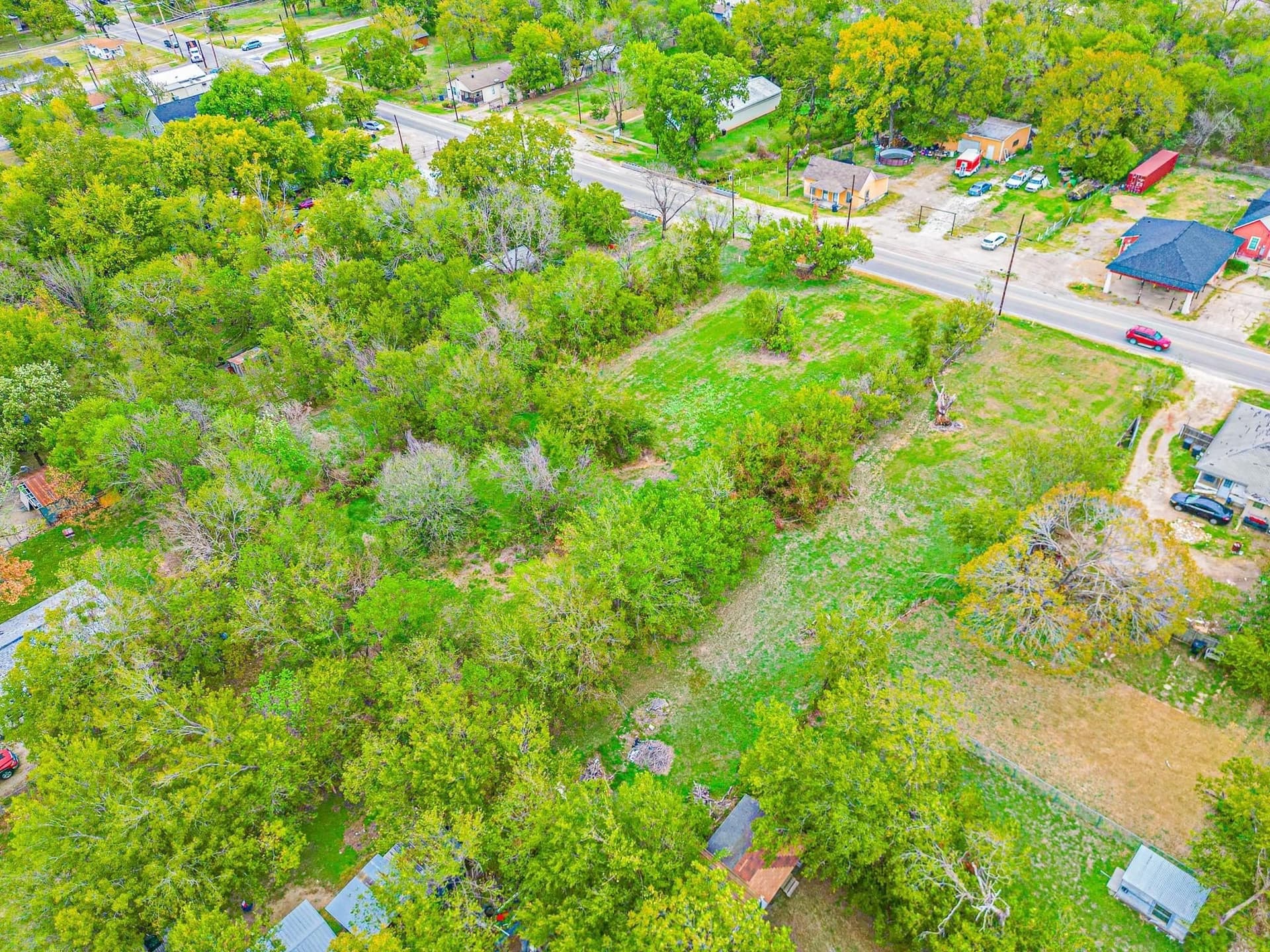 1.09 acres in Navarro County - photo 36