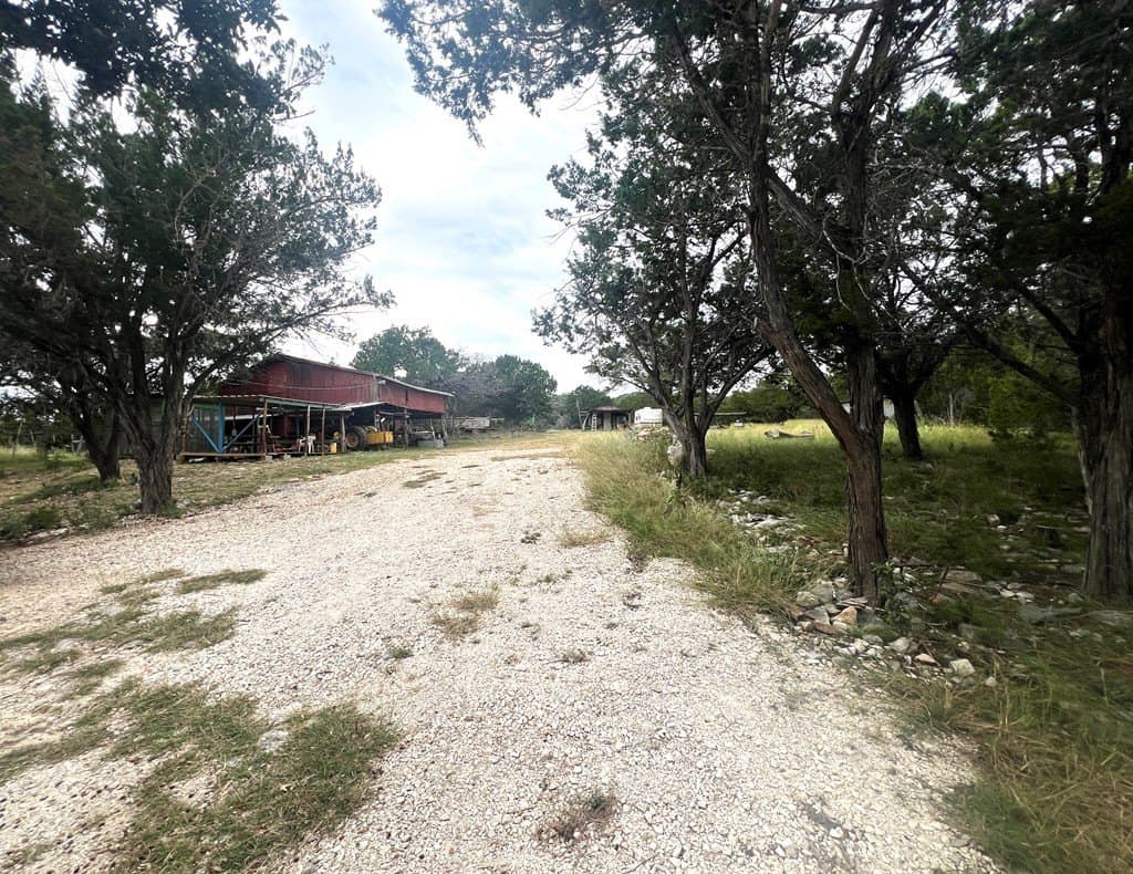 10 acres in Kerr County - photo 17