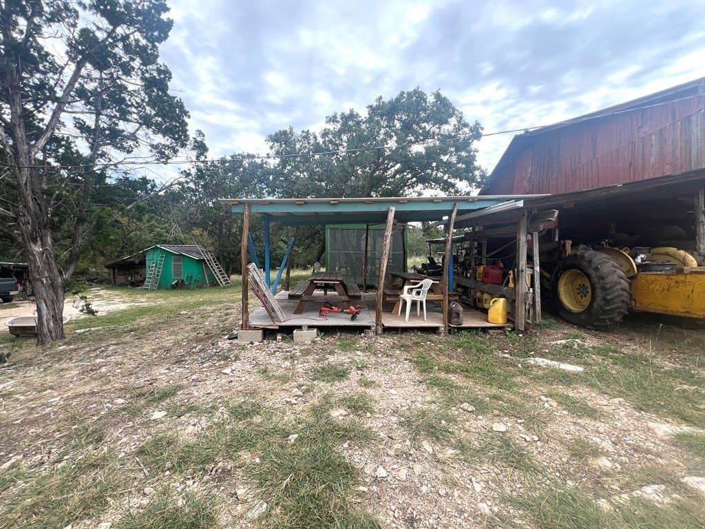 10 acres in Kerr County - photo 25