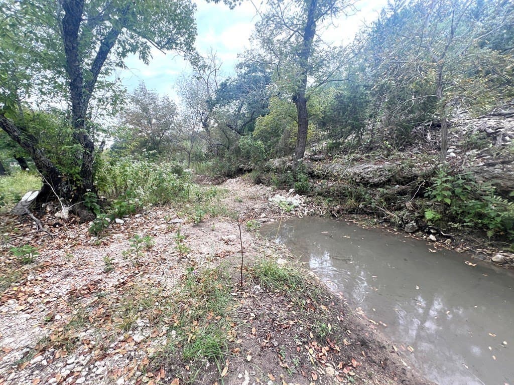10 acres in Kerr County - photo 21