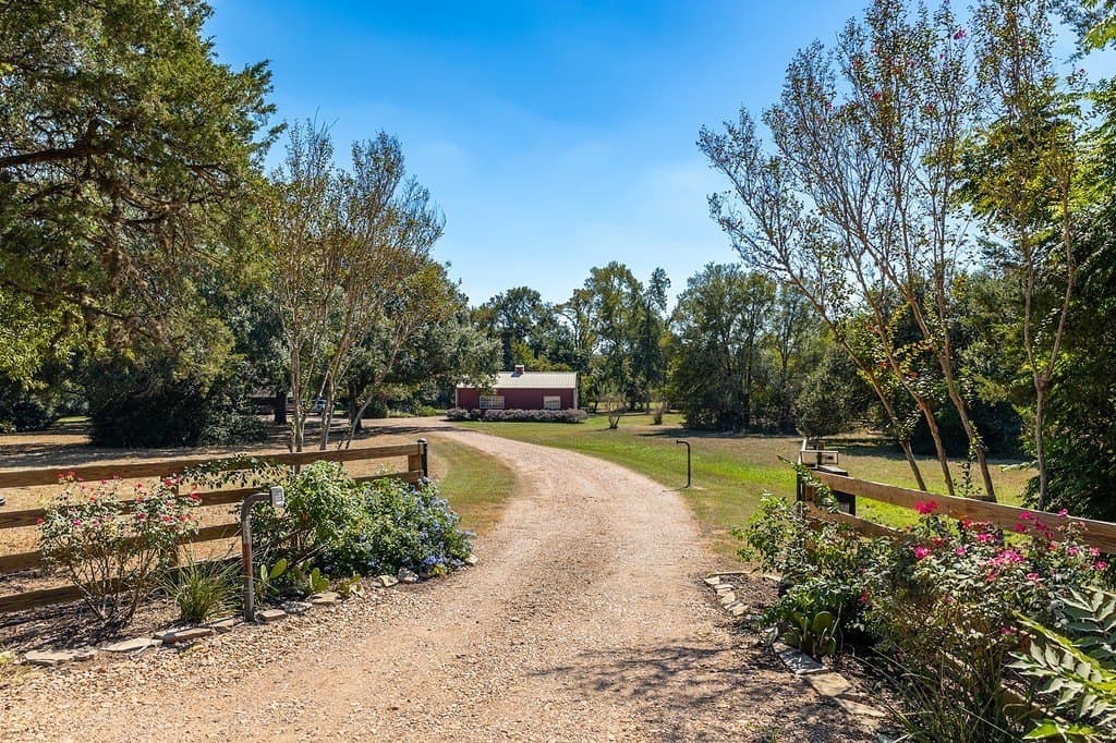 18.6 acres in Washington County gallery image 3