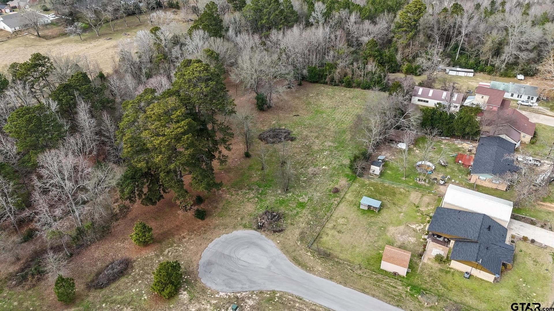 0.73 acres in Henderson County gallery image 4