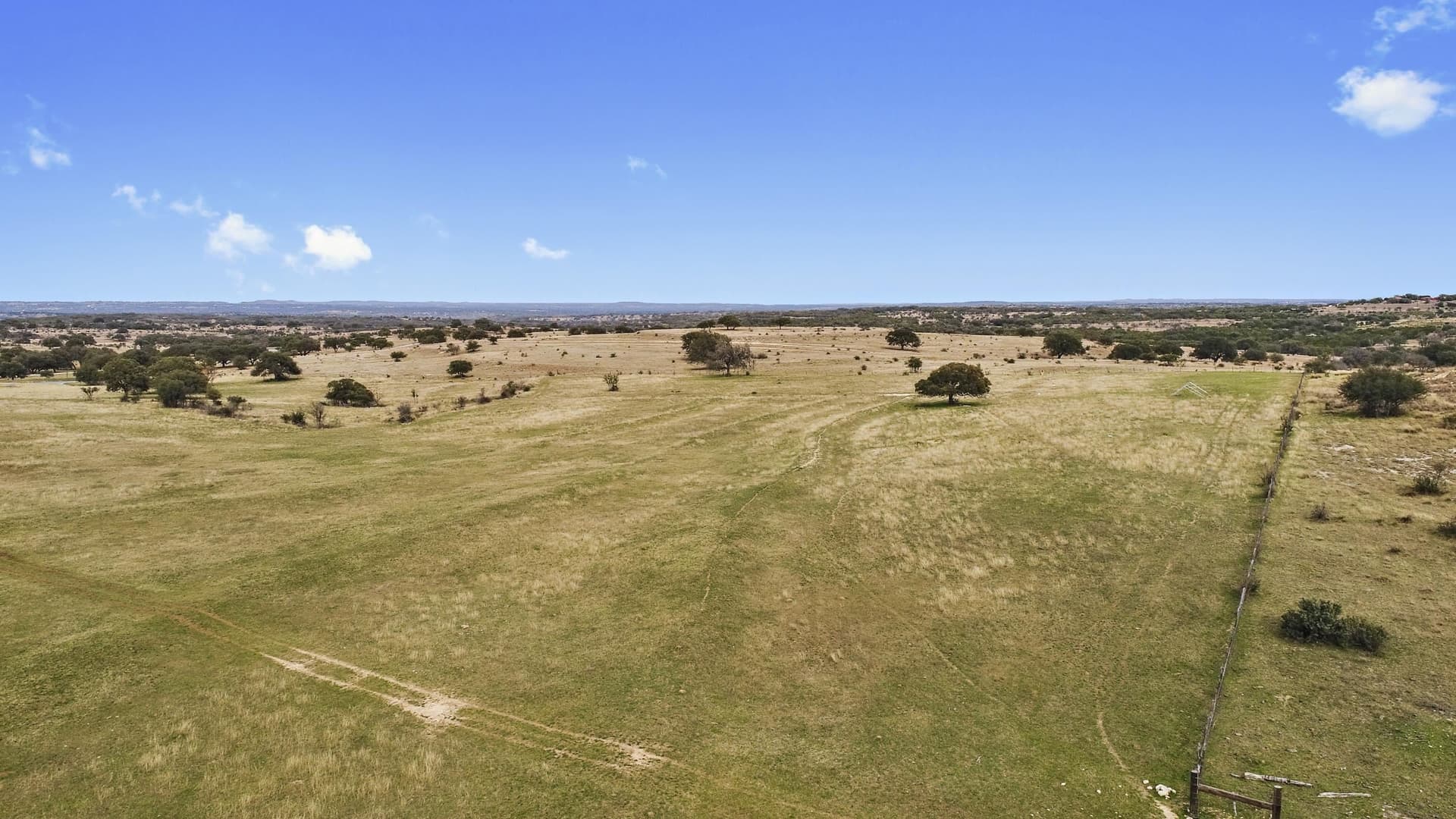 31.72 acres in Blanco County gallery image 3