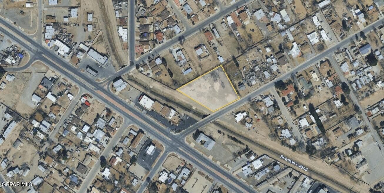1.39 acres in El Paso County gallery image 2