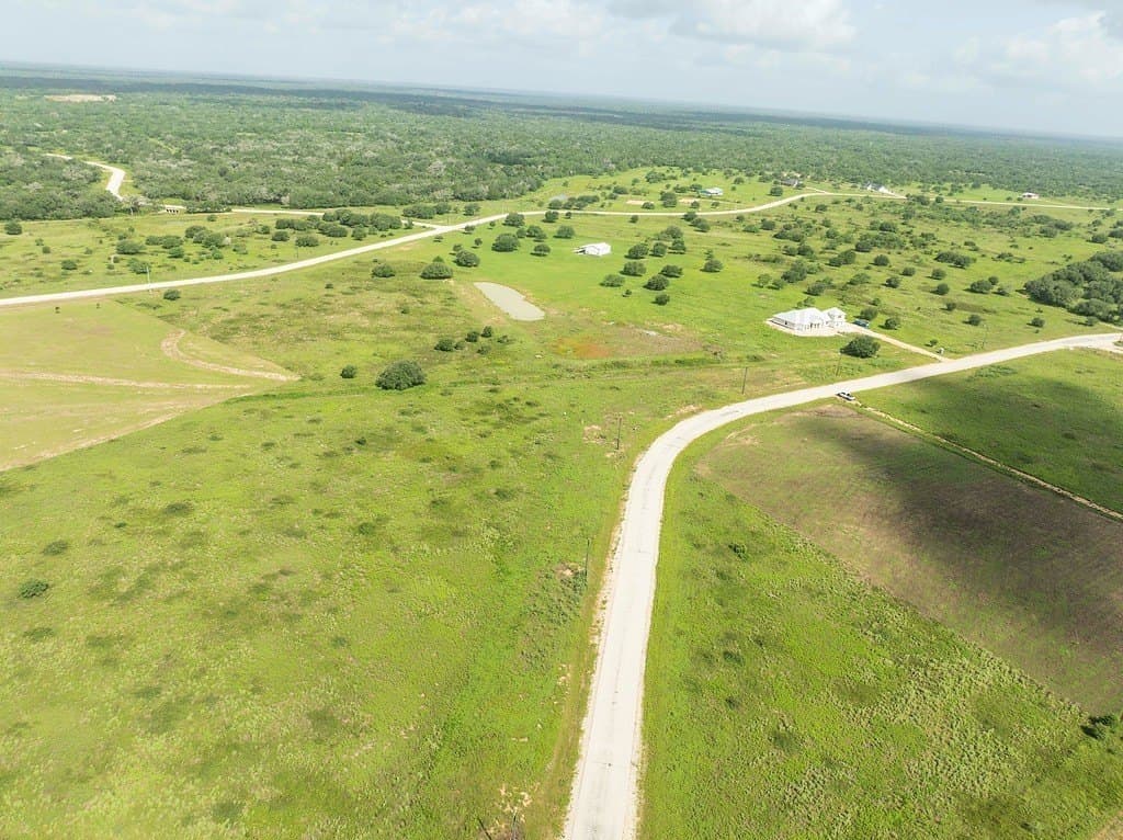 5.01 acres in Colorado County gallery image 2