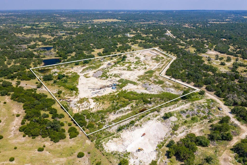 20.62 acres in Gillespie County - photo 8
