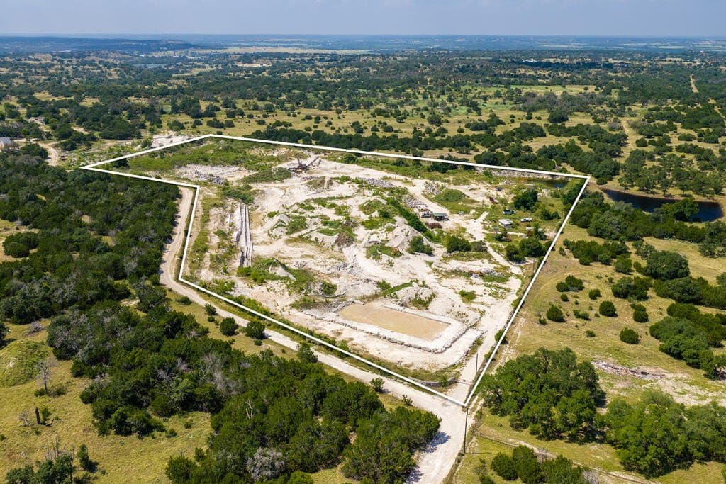 20.62 acres in Gillespie County - photo 9