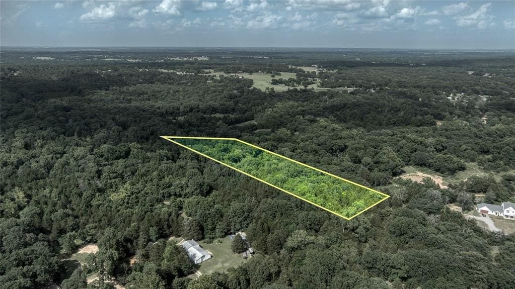 2.55 acres in Grayson County