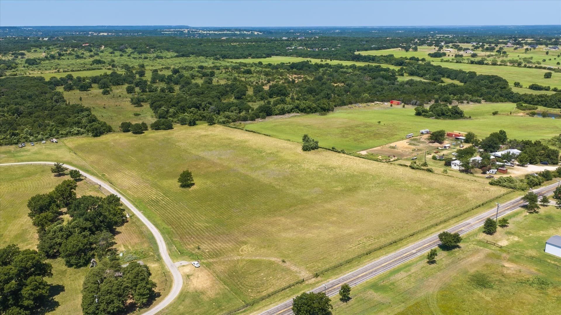 10 acres in Somervell County - photo 2