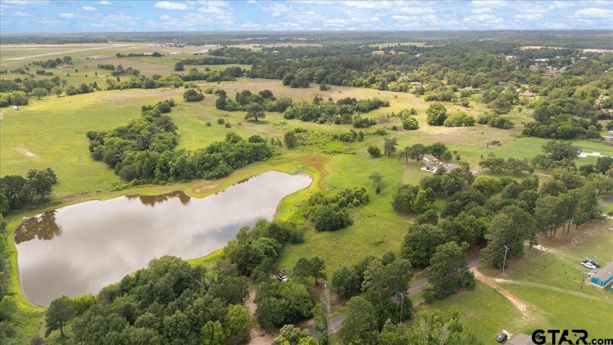 2.66 acres in Smith County - photo 8
