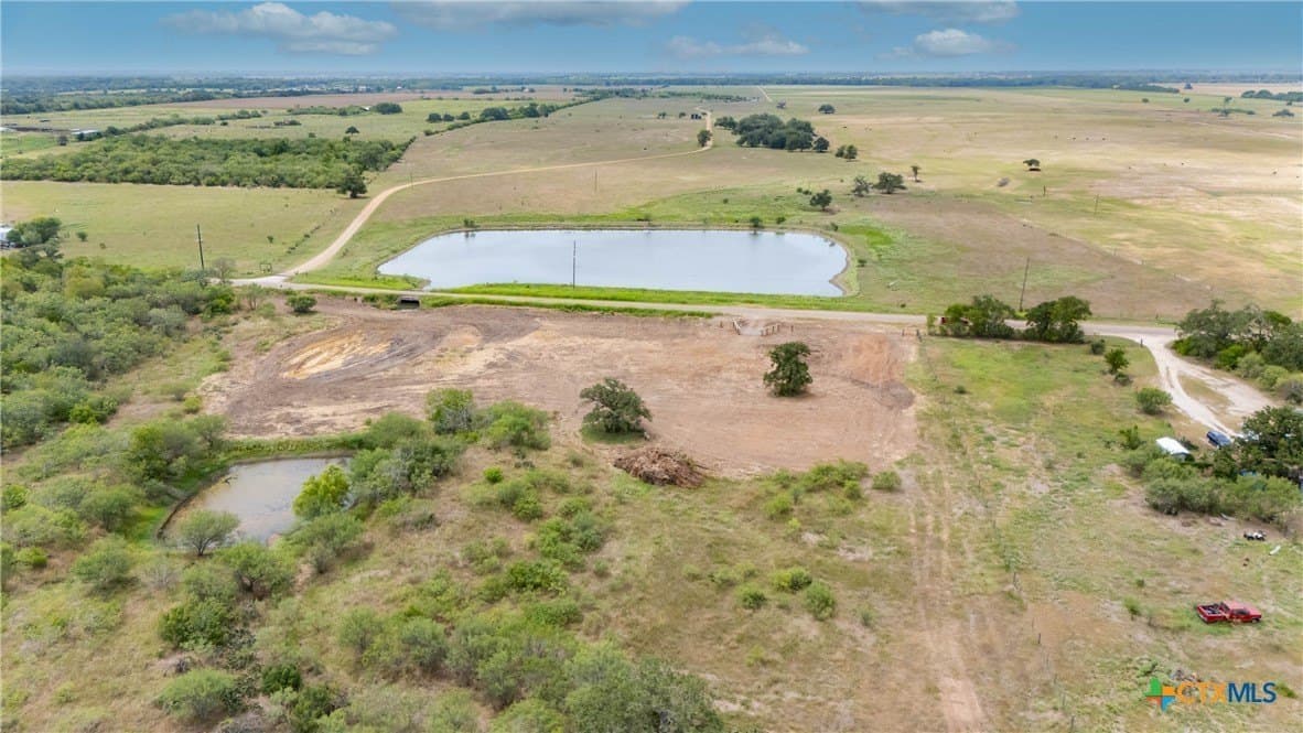 18.51 acres in Gonzales County - photo 15