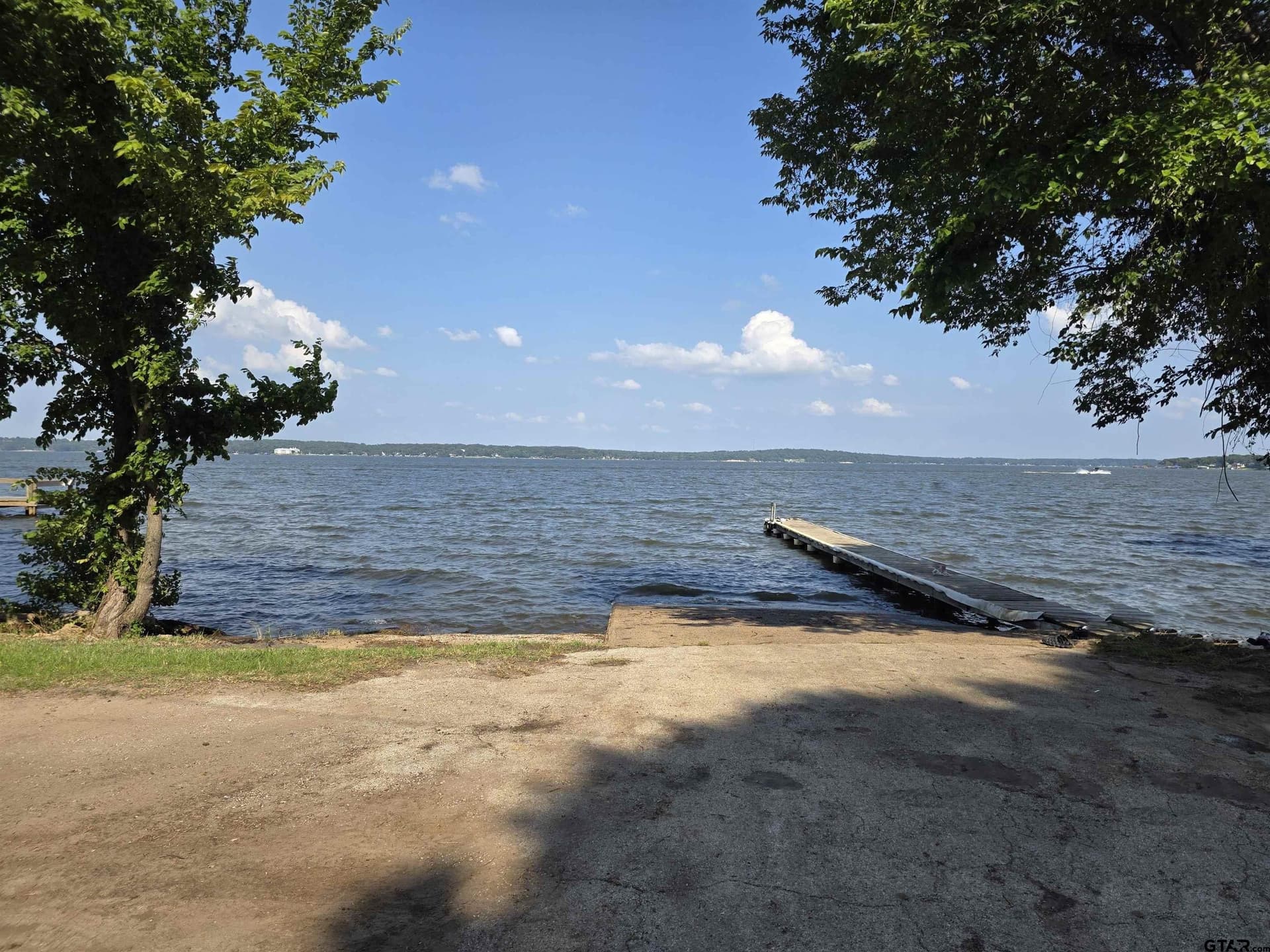 0.67 acres in Henderson County gallery image 4