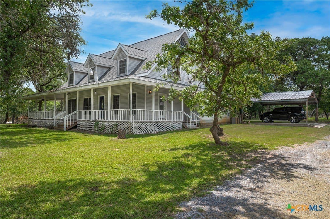 20 acres in Guadalupe County