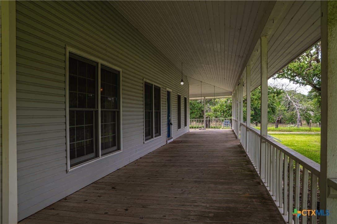 20 acres in Guadalupe County - photo 11