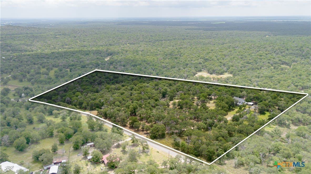 20 acres in Guadalupe County - photo 47