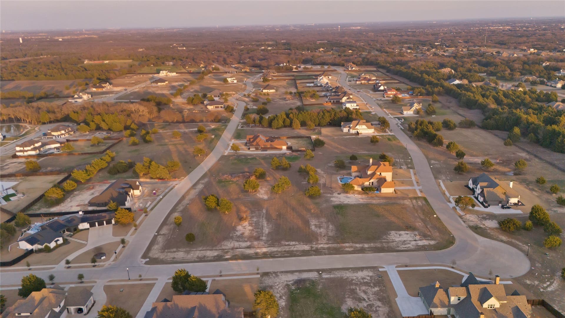 0.88 acres in Ellis County gallery image 2