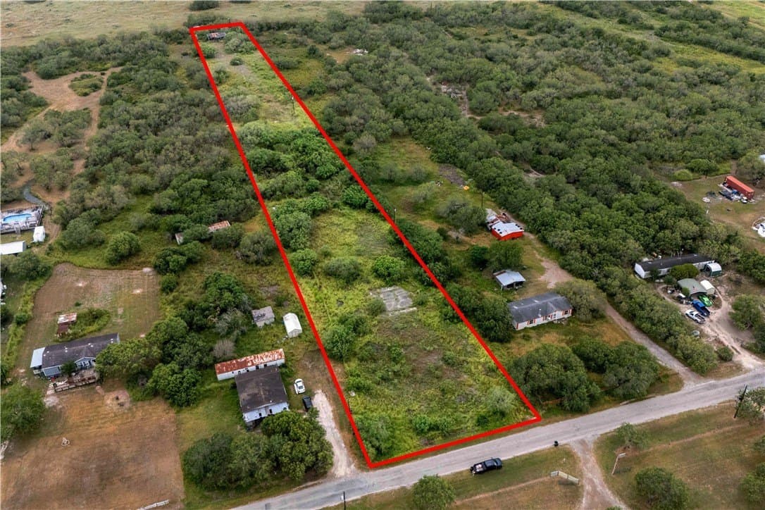3.36 acres in Kleberg County gallery image 3
