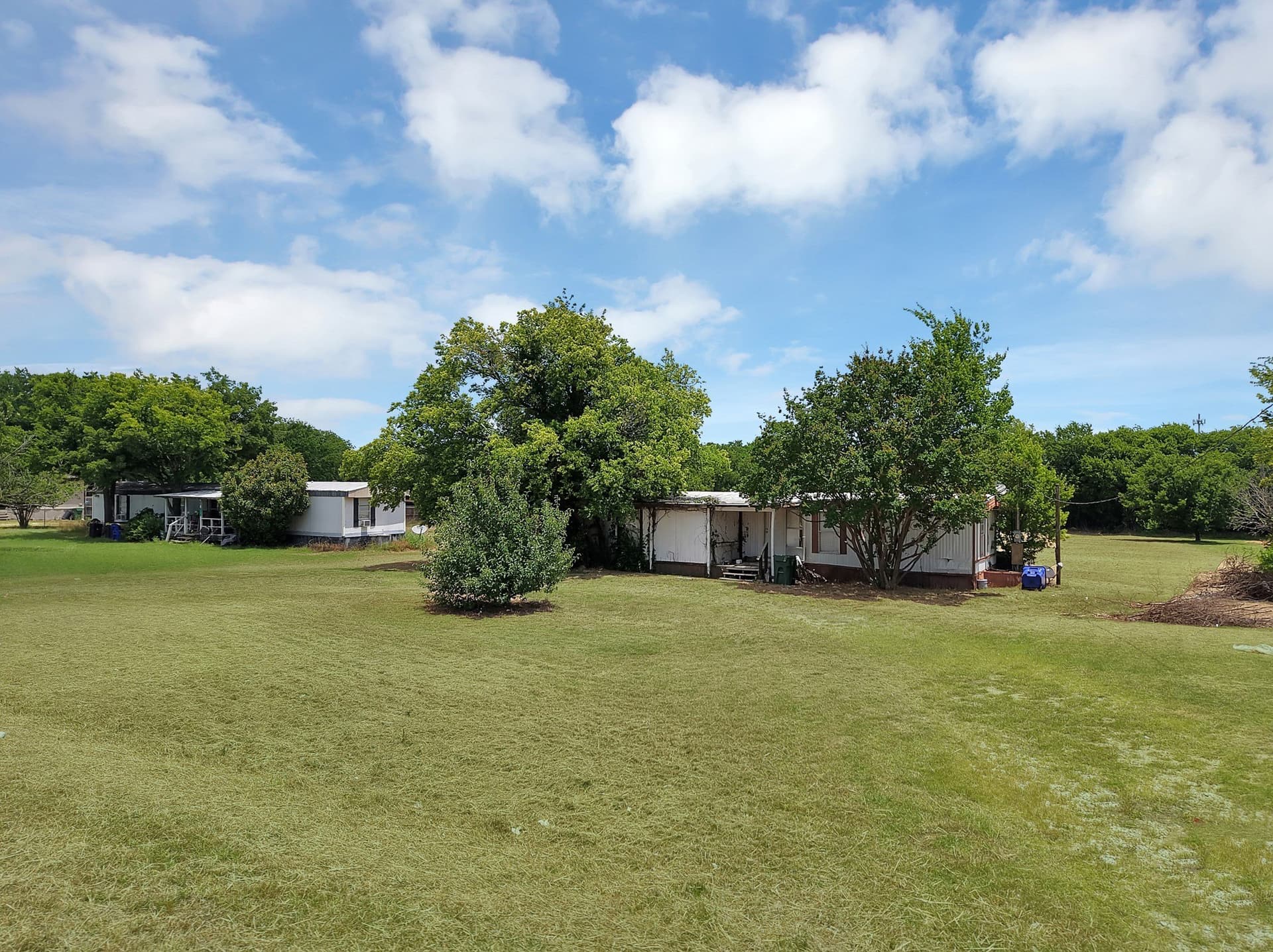 1.01 acres in Tarrant County gallery image 4
