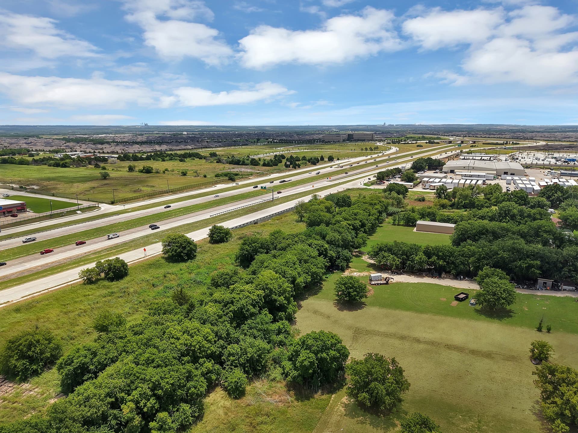 1.01 acres in Tarrant County - photo 9