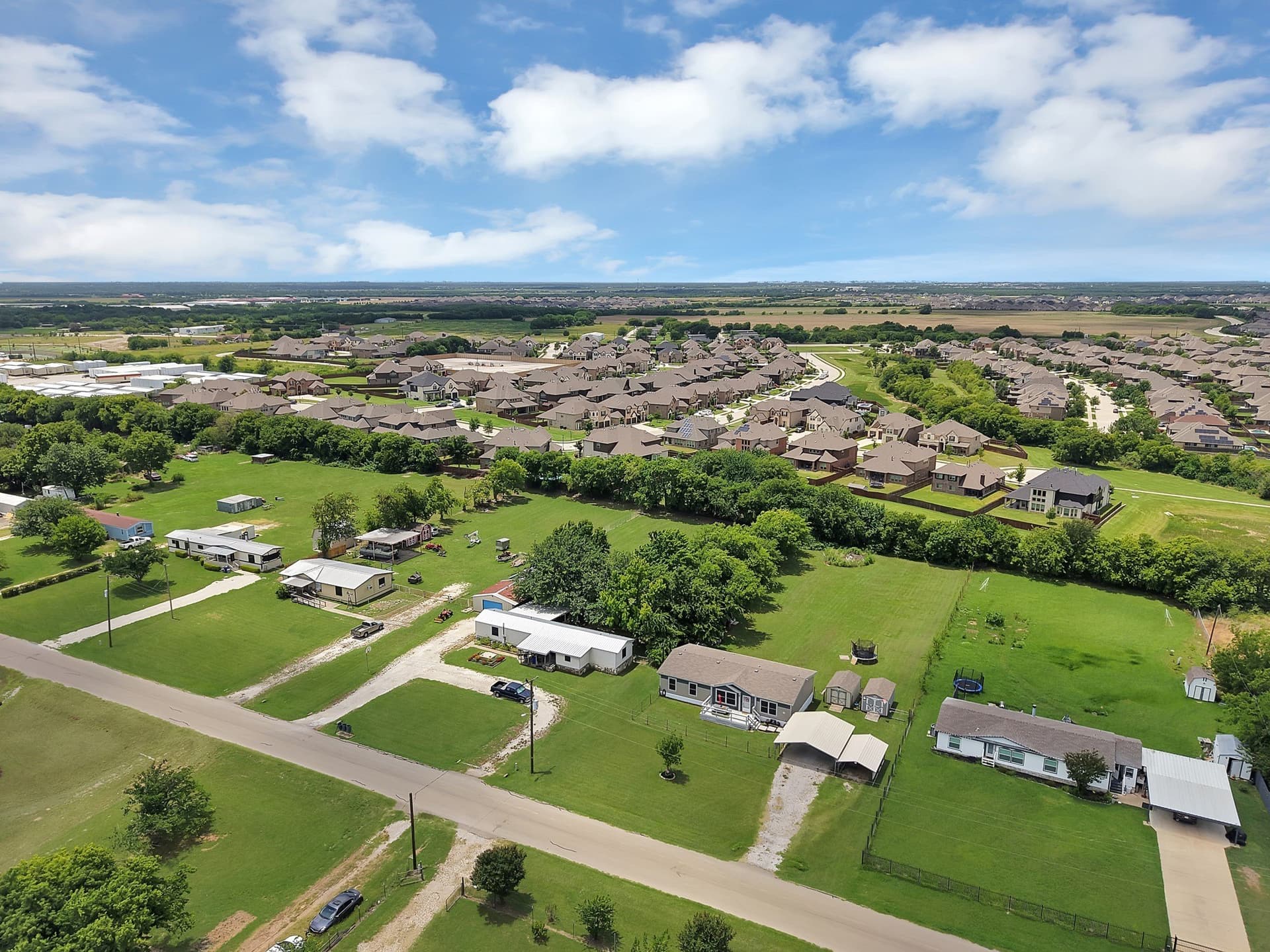 1.01 acres in Tarrant County - photo 10