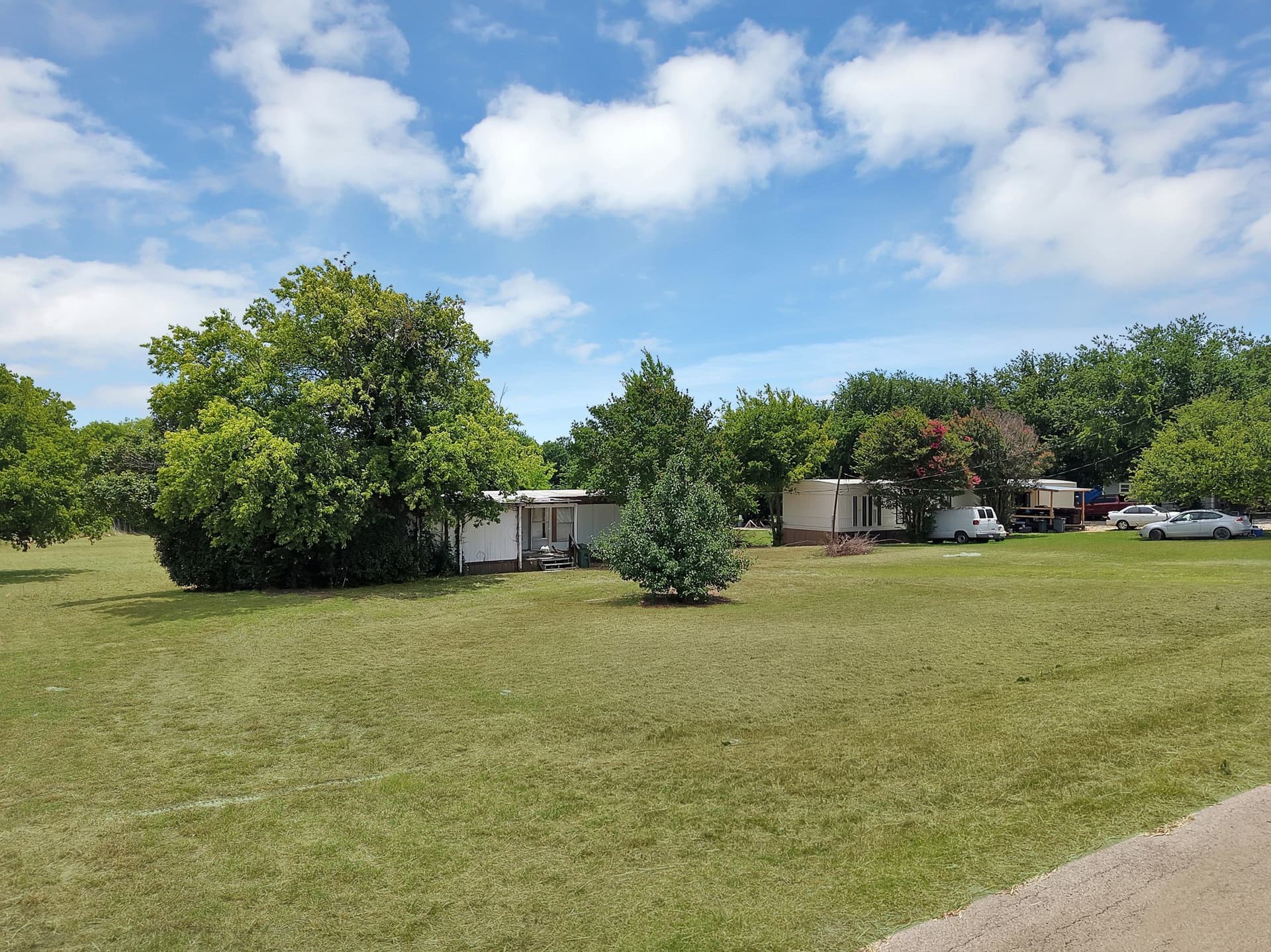1.01 acres in Tarrant County featured view