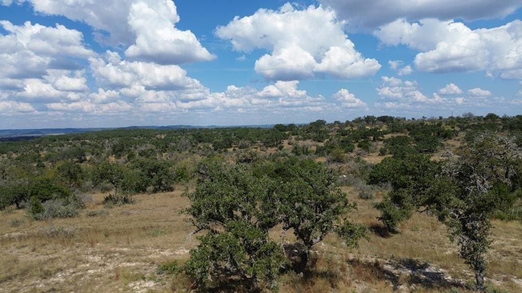 10 acres in Bandera County gallery image 2