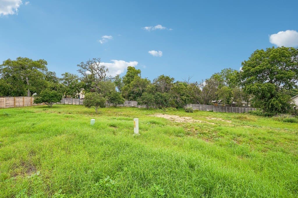 0.19 acres in Kerr County gallery image 2