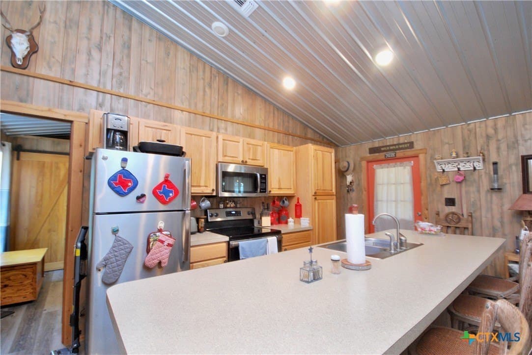 72.4 acres in Lavaca County - photo 6